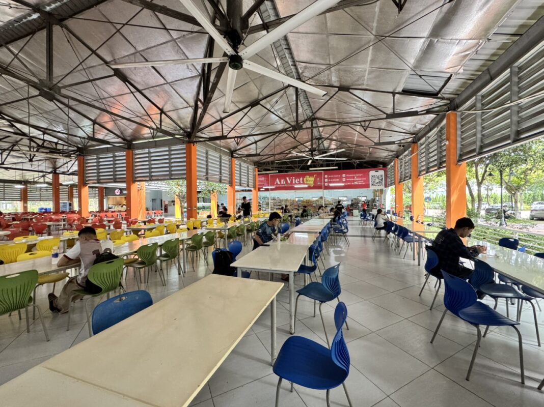 Dịch vụ canteen, siêu thị, mini mart 3 z6697089689924 7cf564dd85a02af73928e5198d68c62c